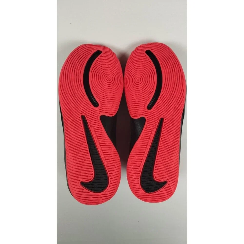 Nike Team Hustle D 9 PS Kids Size 13C Black Pink Basketball Shoes AQ4225-002 - Picture 2 of 7